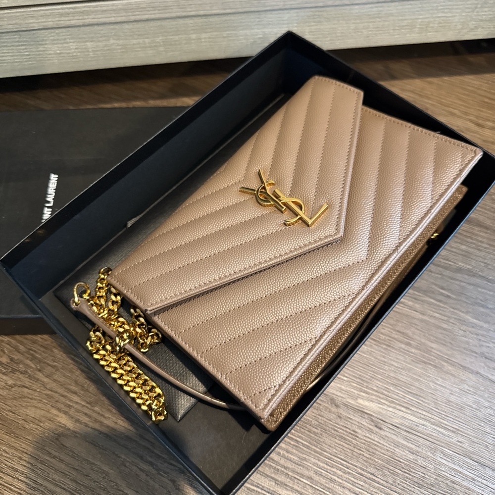 Yves Saint Laurent Beige Quilted Leather